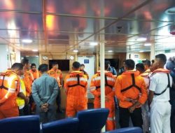 Tim SAR Kupang Berhasil Menyelamatkan Crew Kapal Inkamina 698 di Laut Sawu