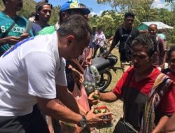 Sirih Pinang Menyatukan SPK dan Warga Kolbano di Pasar Ofu