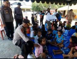 Karoops Polda NTT, Kombes Pol. Deonijiu De Fatima, Tinjau Posko Pengungsian di Desa Bokang