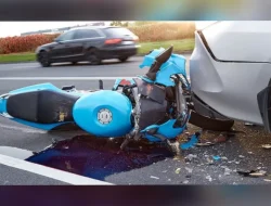 Breaking news : Mobil Dinas Kejari TTS Tabrak Pasangan Suami Istri Hingga Tewas