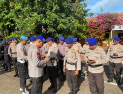 Cegah Judi Online, Propam Polda NTT Periksa HP Anggota
