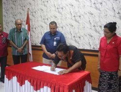 Penjabat Bupati Kupang Tandatangani Nota Kesepahaman Dengan 6 Lembaga