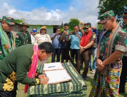 Kasdam IX/Udayana Brigjen TNI Taufiq Hanafi Tutup TMMD di Desa Lanaus Kabupaten TTU