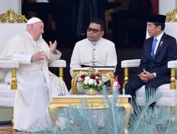 Pemerintan Indonesia Mengutus Jokowi Mewakili Menghadiri Pemakaman Paus Fransiskus