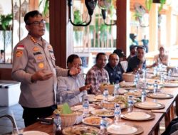 Kapolresta Kupang Kota Jalin Silaturahmi dengan Insan Pers, Perkuat Sinergi Polri dan Media