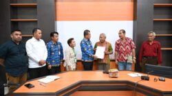 Dukung Pembangunan, Keluarga Besar Bait dan Manbait Serahkan Tanah HGU Ssando ke  Pemkab Kupang