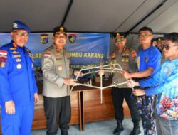 Kapolda NTT Tanam Terumbu Karang Bersama Komunitas Anana Laut dan Beta Cinta Laut, Wujud Nyata Kepedulian Terhadap Laut NTT 