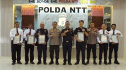 Berhasil Ungkap Kasus 11 Juta Rokok Ilegal di Perbatasan, Kapolda NTT Beri Penghargaan kepada Personel Polri dan Bea Cukai