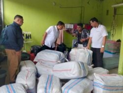 Polda NTT Bongkar Jaringan Penyelundupan Thrifting Ilegal, 157 Ballpress Diamankan