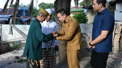 Wali Kota Kupang Serahkan 19 Hewan Kurban, Tegaskan Semangat Keikhlasan dan Harmoni Keberagaman