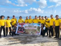 Ciptakan Lingkungan Bersih dan Nyaman, Polsek Lobalain Laksanakan Gerakan Indonesia ASRI