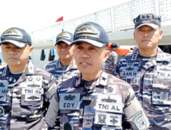 TNI AL Kerahkan KRI dr. Suharso dan 200 Personel, Rumah Sakit Terapung Siap Layani Korban Gempa di Reo