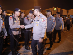 Polri Kejar Waktu Tangani Gempa Flores, 137 Personel dan Logistik Dikirim ke NTT