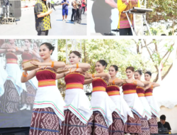 Pawai Pembangunan NTT Jadi Ruang Perkuat Persatuan 69 Peserta Tampilkan Keberagaman Budaya