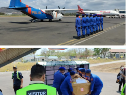 Gugur Ditembak KKB di Papua, Dokter Hewan Asal Sikka Pulang dengan Pesawat Polri