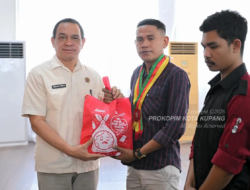 342 Mahasiswa Asal Flores Terdampak Gempa Dapat Bantuan, Pemkot Kupang: “Hati Saya Bersama Adik-Adik”