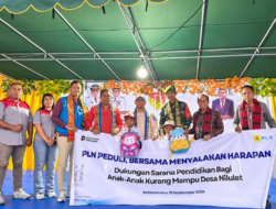 PLN Datang ke Ujung Perbatasan TTU, 30 Anak Dapat Paket Sekolah dan Suntikan Semangat